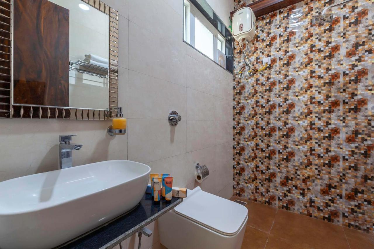 Natures Odyssey By Stayvista - Amidst Lush Greenery With Outdoor Pool And Indoor Activities Chinchavli Exterior foto