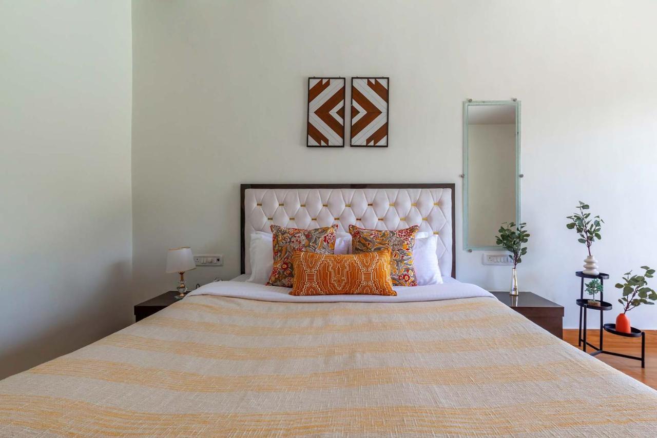 Natures Odyssey By Stayvista - Amidst Lush Greenery With Outdoor Pool And Indoor Activities Chinchavli Exterior foto
