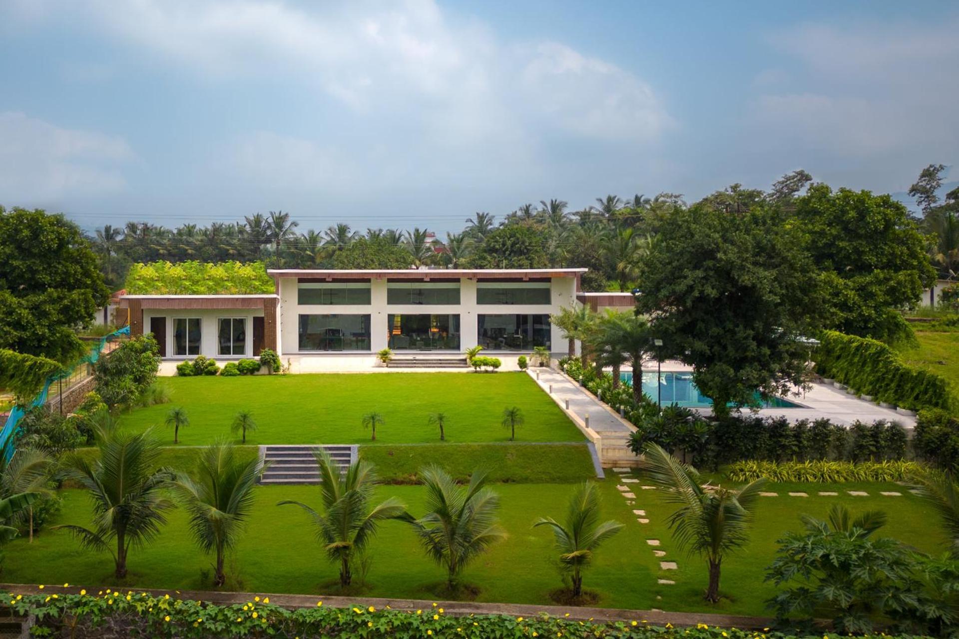 Natures Odyssey By Stayvista - Amidst Lush Greenery With Outdoor Pool And Indoor Activities Chinchavli Exterior foto
